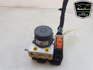 Gebruikte ABS Pomp Peugeot Partner (EA//EF/EN/EU) 1.5 BlueHDi 130 Prijs € 225,00 Margeregeling aangeboden door AutoHam