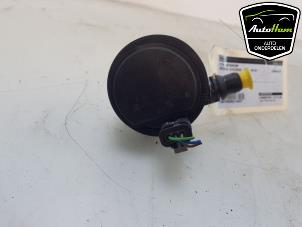 Gebruikte Extra waterpomp Mercedes A (177.0) 1.3 A-180 Turbo 16V Prijs € 50,00 Margeregeling aangeboden door AutoHam