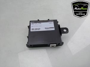 Gebruikte BCM Renault Zoé (AG) R135 Prijs € 5,00 Margeregeling aangeboden door AutoHam