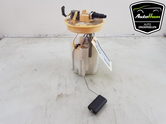Gebruikte Tank element Pomp Ford Focus 4 Wagon 1.0 EcoBoost 12V Hybrid 155 Prijs € 70,00 Margeregeling aangeboden door AutoHam