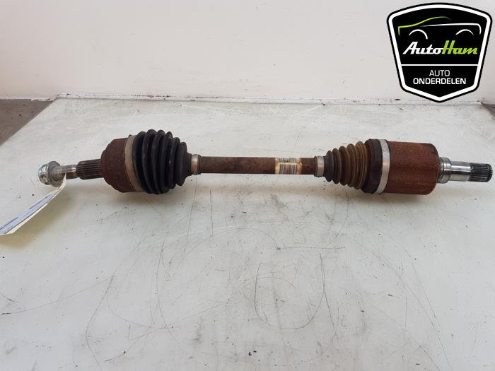 Gebruikte Aandrijfas links-voor Ford Focus 4 Wagon 1.5 EcoBoost 12V 182 Prijs € 175,00 Margeregeling aangeboden door AutoHam