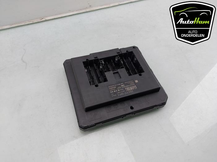 Gebruikte Computer Body Control Volkswagen Polo VI (AW1) 1.0 MPI 12V Prijs € 115,00 Margeregeling aangeboden door AutoHam