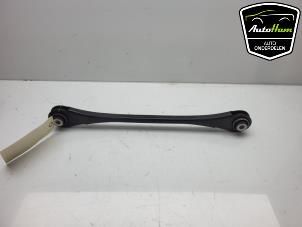 Gebruikte Reactiestang links-achter BMW 3 serie Touring (G21) 318i 2.0 TwinPower Turbo 16V Prijs € 30,00 Margeregeling aangeboden door AutoHam