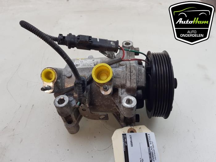 Gebruikte Aircopomp Opel Vivaro 2.0 CDTI 122 Prijs € 211,75 Inclusief btw aangeboden door AutoHam