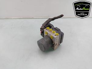 Gebruikte ABS Pomp Volkswagen Polo VI (AW1) 1.0 MPI 12V Prijs € 60,00 Margeregeling aangeboden door AutoHam