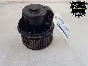 Gebruikte Kachel Ventilatiemotor Ford Transit Connect (PJ2) 1.5 EcoBlue Prijs € 25,00 Margeregeling aangeboden door AutoHam