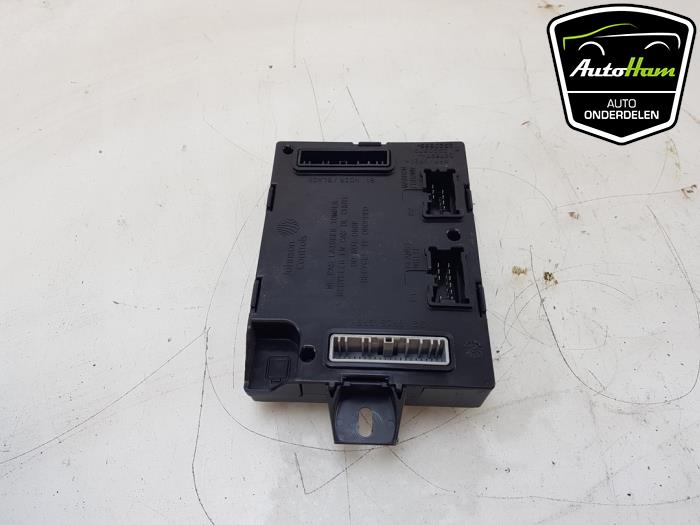 Computer Body Control van een Renault Twingo III (AH) 1.0 SCe 70 12V 2016
