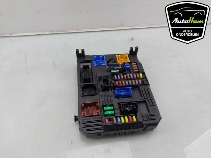 Computer Body Control van een Opel Crossland (X) 1.2 Turbo 12V Euro 6 2020