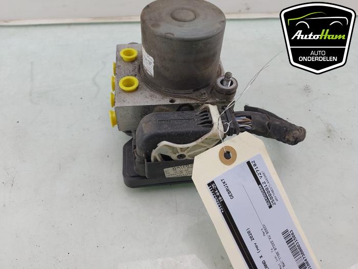 Gebruikte ABS Pomp Opel Crossland (X) 1.2 Turbo 12V Euro 6 Prijs € 95,00 Margeregeling aangeboden door AutoHam