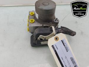 Gebruikte ABS Pomp Opel Crossland (X) 1.2 Turbo 12V Euro 6 Prijs € 95,00 Margeregeling aangeboden door AutoHam