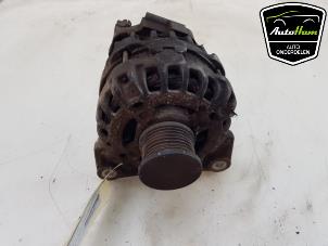 Gebruikte Dynamo Renault Twingo III (AH) 1.0 SCe 70 12V Prijs € 40,00 Margeregeling aangeboden door AutoHam