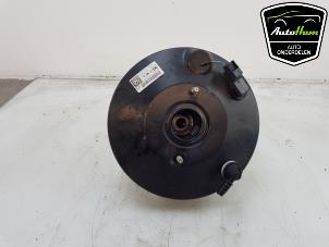 Gebruikte Rembooster Renault Twingo III (AH) 1.0 SCe 70 12V Prijs € 35,00 Margeregeling aangeboden door AutoHam