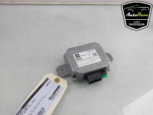 Gebruikte Module Telefoon Opel Astra K 1.6 SIDI Eco Turbo 16V Prijs € 15,00 Margeregeling aangeboden door AutoHam