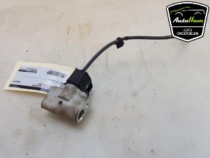 Gebruikte Magneetkoppeling aircopomp Renault Zoé (AG) R135 Prijs € 25,00 Margeregeling aangeboden door AutoHam