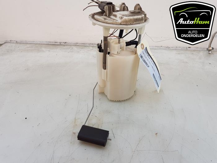 Gebruikte Tank element Pomp Renault Megane III Grandtour (KZ) 1.4 16V TCe 130 Prijs € 25,00 Margeregeling aangeboden door AutoHam