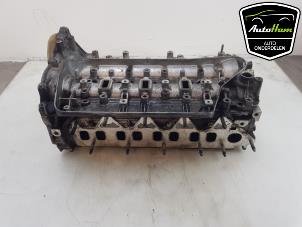 Gebruikte Cilinderkop Renault Trafic (1FL/2FL/3FL/4FL) 1.6 dCi 95 Prijs € 425,00 Margeregeling aangeboden door AutoHam