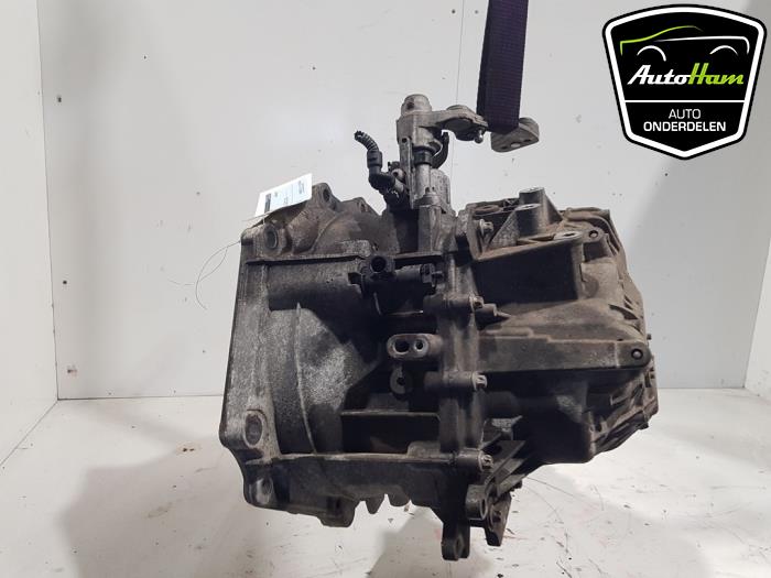 Versnellingsbak van een Opel Astra K 1.6 CDTI 136 16V 2016