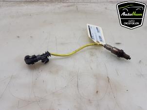 Gebruikte Lambda Sonde Peugeot 208 II (UB/UH/UP) 1.2 Vti 12V PureTech 100 Prijs € 30,00 Margeregeling aangeboden door AutoHam