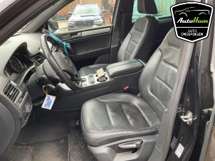Gebruikte Bekleding Set (compleet) Volkswagen Touareg (7PA/PH) 3.0 TDI V6 24V BlueMotion Technology DPF Prijs € 550,00 Margeregeling aangeboden door AutoHam