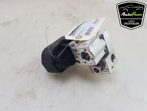 Gebruikte Kleppenblok hydraulisch Audi E-tron (GEN) 55 quattro Prijs € 75,00 Margeregeling aangeboden door AutoHam