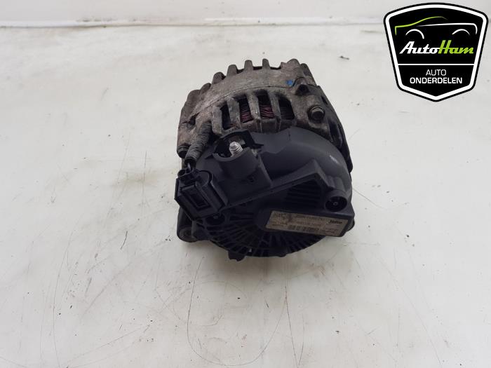 Dynamo van een Ford Fiesta 6 (JA8) 1.6 TDCi 16V ECOnetic 2012