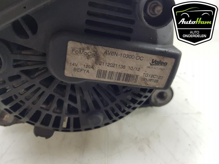 Dynamo van een Ford Fiesta 6 (JA8) 1.6 TDCi 16V ECOnetic 2012