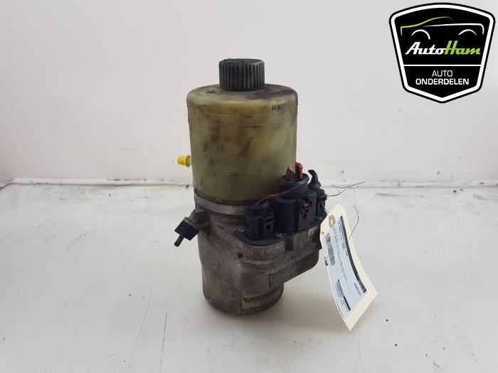Gebruikte Servopomp Volkswagen Polo IV (9N1/2/3) 1.4 TDI 70 Prijs € 95,00 Margeregeling aangeboden door AutoHam