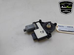 Gebruikte Motor electrisch raam Volkswagen Polo VI (AW1) 2.0 GTI Turbo 16V Prijs € 75,00 Margeregeling aangeboden door AutoHam