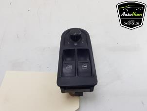 Gebruikte Ruit schakelaar elektrisch Volkswagen Transporter T5 1.9 TDi Prijs € 90,75 Inclusief btw aangeboden door AutoHam