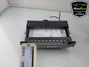 Gebruikte Multi Media Regelunit BMW 3 serie Touring (G21) 330e 2.0 TwinPower Turbo 16V Prijs op aanvraag aangeboden door AutoHam