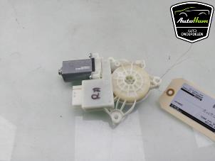 Gebruikte Portierruitmotor BMW 3 serie Touring (G21) 330e 2.0 TwinPower Turbo 16V Prijs € 40,00 Margeregeling aangeboden door AutoHam