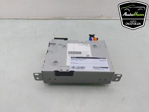 Gebruikte Regelunit Multi Media Opel Corsa F (UB/UH/UP) 1.2 Turbo 12V 100 Prijs € 225,00 Margeregeling aangeboden door AutoHam