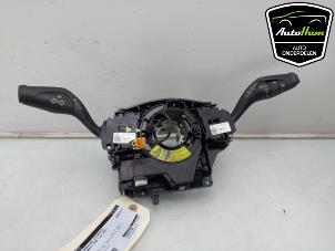 Gebruikte Licht + Raw Schakelaar Ford Transit Connect (PJ2) 1.5 EcoBlue Prijs € 60,50 Inclusief btw aangeboden door AutoHam