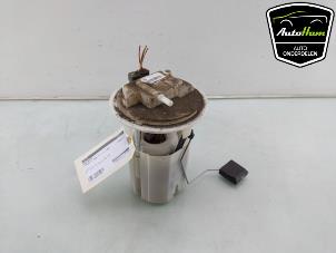 Gebruikte Brandstofpomp Elektrisch Citroen C4 Grand Picasso (UA) 1.8 16V Prijs € 35,00 Margeregeling aangeboden door AutoHam