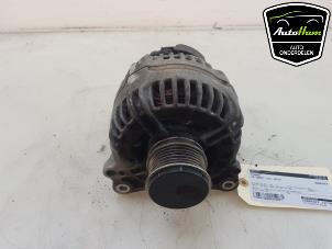 Gebruikte Dynamo Volkswagen Caddy III (2KA,2KH,2CA,2CH) 2.0 TDI 16V Prijs € 50,00 Margeregeling aangeboden door AutoHam