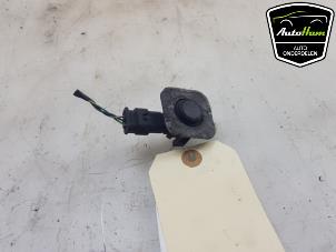 Gebruikte PDC Sensor BMW 3 serie (F30) 320i 2.0 16V Prijs € 25,00 Margeregeling aangeboden door AutoHam