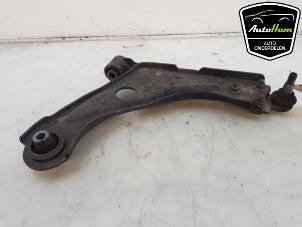 Gebruikte Draagarm rechts-voor Opel Combo Cargo 1.5 CDTI 100 Prijs € 42,35 Inclusief btw aangeboden door AutoHam