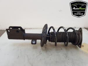 Gebruikte Schokbreker rechts-voor Opel Combo Cargo 1.5 CDTI 100 Prijs € 114,95 Inclusief btw aangeboden door AutoHam