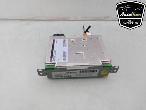 Gebruikte Regelunit Multi Media Opel Combo Cargo 1.5 CDTI 100 Prijs € 356,95 Inclusief btw aangeboden door AutoHam