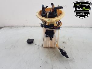 Gebruikte Tank element Pomp Volkswagen Passat Variant (3G5) 2.0 TDI 16V 150 Prijs € 95,00 Margeregeling aangeboden door AutoHam