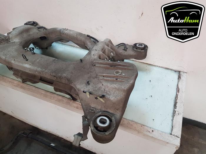 Subframe van een Land Rover Range Rover Sport (LW) 3.0 SDV6 2019