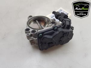 Gebruikte Gasklephuis BMW 5 serie Touring (G31) 520i 2.0 TwinPower Turbo 16V Prijs € 75,00 Margeregeling aangeboden door AutoHam