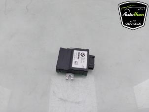 Gebruikte Brandstofpomp module BMW 5 serie Touring (G31) 520i 2.0 TwinPower Turbo 16V Prijs € 40,00 Margeregeling aangeboden door AutoHam