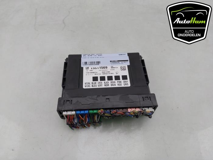 Gebruikte Bodycontrol Module Opel Astra K 1.0 Turbo 12V Prijs € 40,00 Margeregeling aangeboden door AutoHam