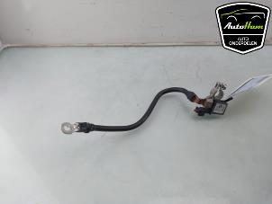 Gebruikte Accu sensor Mercedes C (W205) C-350 e 2.0 16V Prijs € 30,00 Margeregeling aangeboden door AutoHam