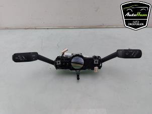 Gebruikte Combischakelaar Stuurkolom Volkswagen Tiguan (AD1) 2.0 TSI 16V 4Motion Prijs € 40,00 Margeregeling aangeboden door AutoHam