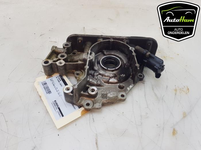 Gebruikte Oliepomp Volkswagen Tiguan (AD1) 1.5 TSI 16V Prijs € 85,00 Margeregeling aangeboden door AutoHam