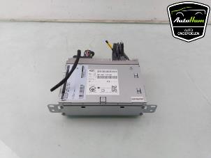 Gebruikte Regelunit Multi Media Peugeot 308 SW (L4/L9/LC/LJ/LR) 1.2 12V e-THP PureTech 110 Prijs € 275,00 Margeregeling aangeboden door AutoHam