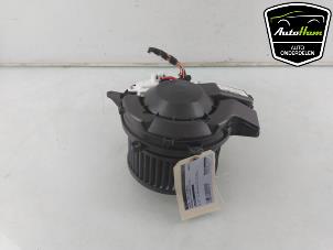 Gebruikte Kachel Ventilatiemotor Mercedes ML III (166) 3.0 ML-350 BlueTEC V6 24V 4-Matic Prijs € 50,00 Margeregeling aangeboden door AutoHam