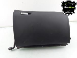 Gebruikte Dashboardkastje Mercedes ML III (166) 3.0 ML-350 BlueTEC V6 24V 4-Matic Prijs € 125,00 Margeregeling aangeboden door AutoHam